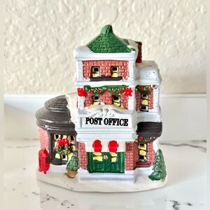 VINTAGE HOLIDAY TIME MINI HOUSE CHRISTMAS POST OFFICE BLDG 4.5” HEIGHT